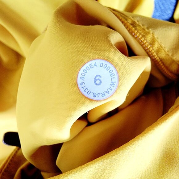 Lululemon Women's Honeycomb Yellow Pack It Up Full-Zip Windbreaker Jacket Size 6 - Picture 8 of 9